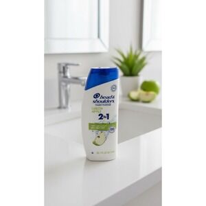 Head and Shoulders Green Apple 2 in 1 Anti Dandruff Shampoo Conditioner 20.7 oz
